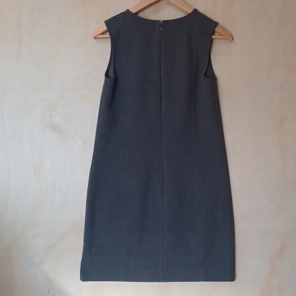 Ann Taylor Gray Shift Dress With Faux Leather Patch Pockets, Sleeveless, V-Neck - Picture 8 of 13